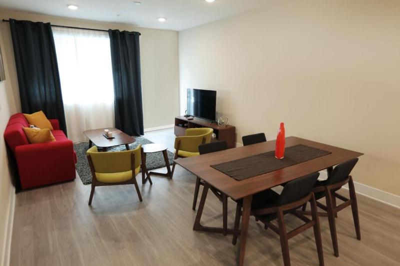 Downtown Cosmopolitan Residences - image 7
