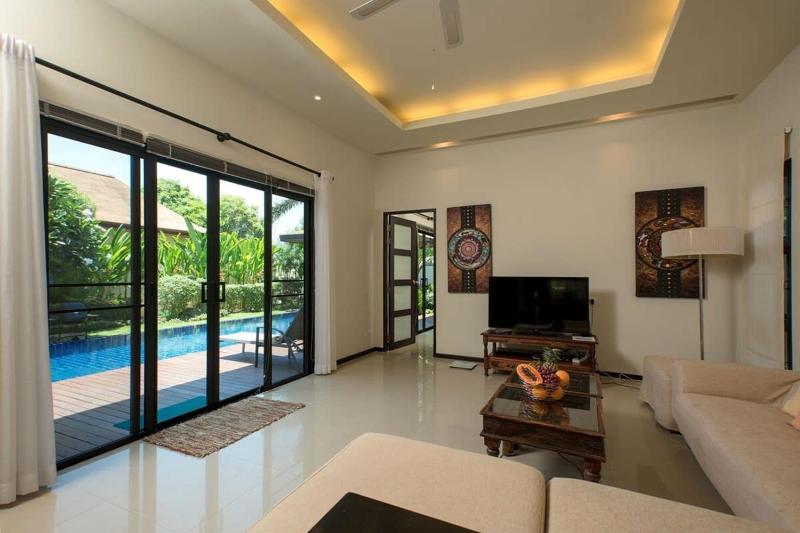 Nai Harn Beach Villas - image 15