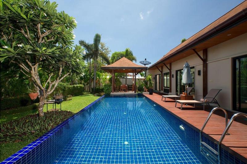 Nai Harn Beach Villas - image 13