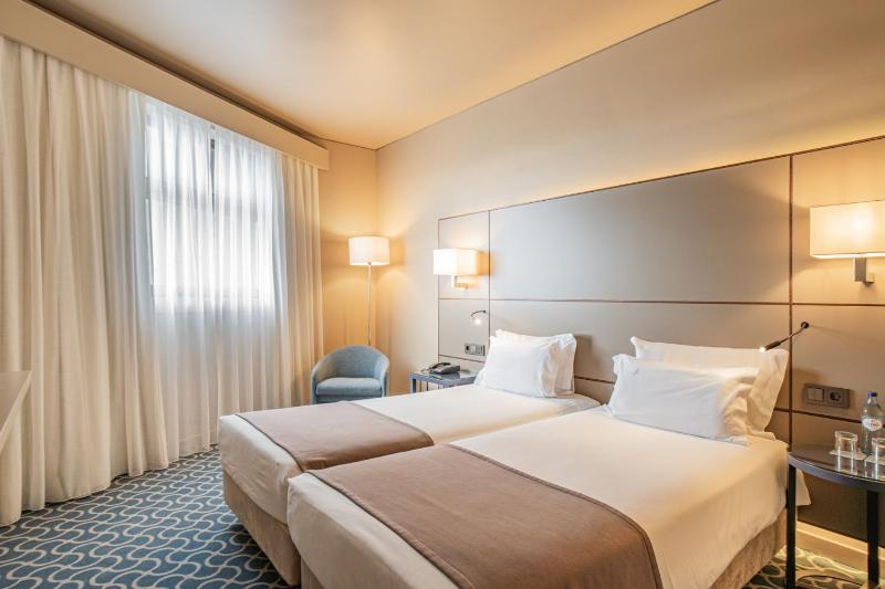 Hotel Dom Henrique - Downtown - image 8