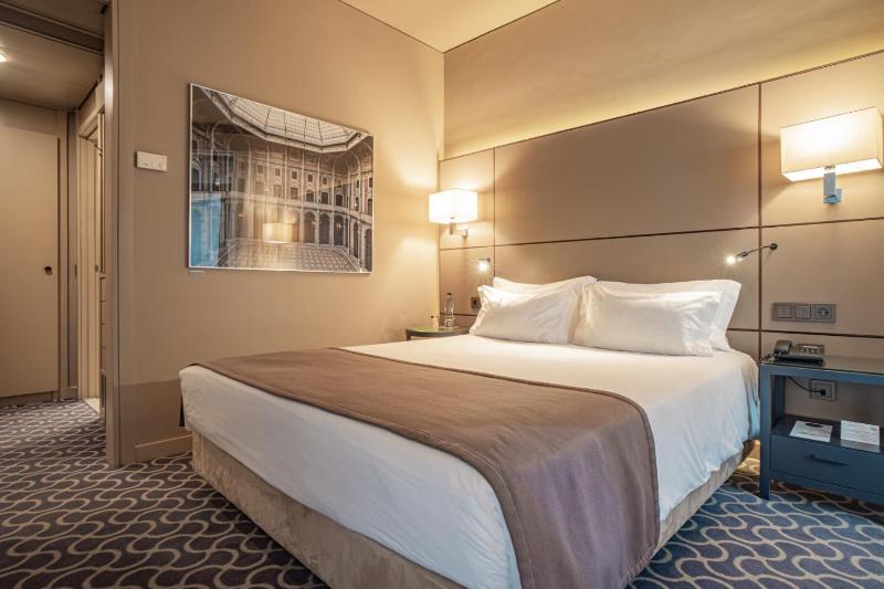 Hotel Dom Henrique - Downtown - image 18