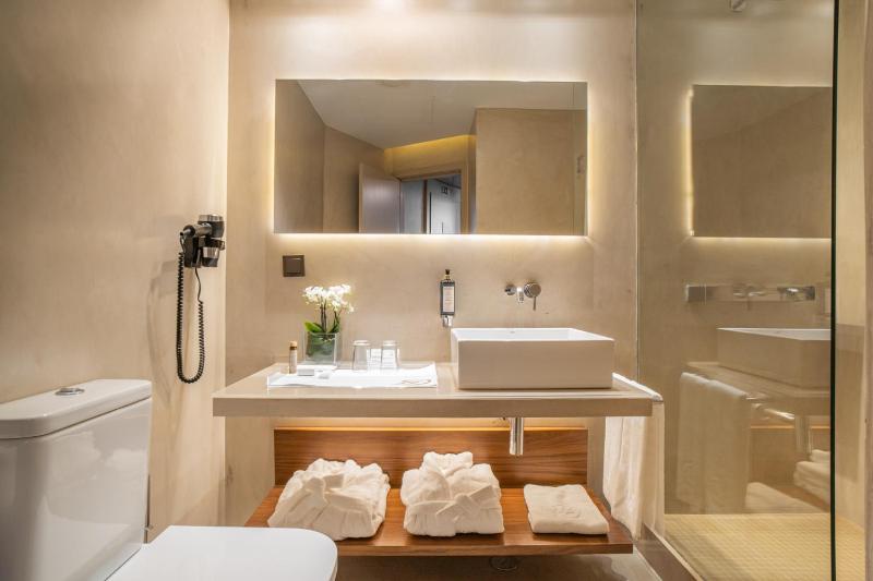 Hotel Dom Henrique - Downtown - image 12