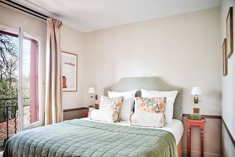 Classic Double Room image 1