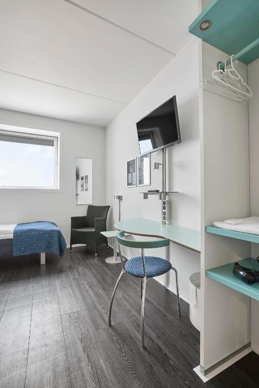 Captain Single Room image 3