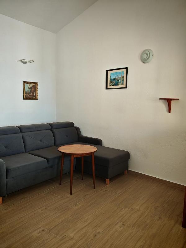 Two-Bedroom Apartment with Terrace and Sea View image 1