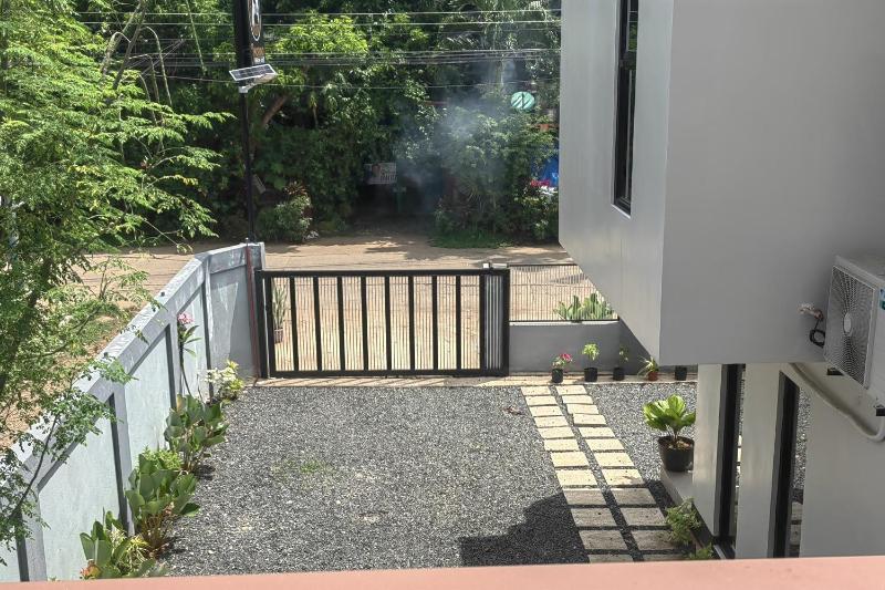 Jmorino Pension House Palawan City Center - image 16