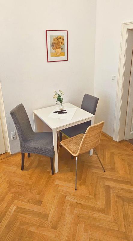 Sobieski Stefansdom Apartments - image 4