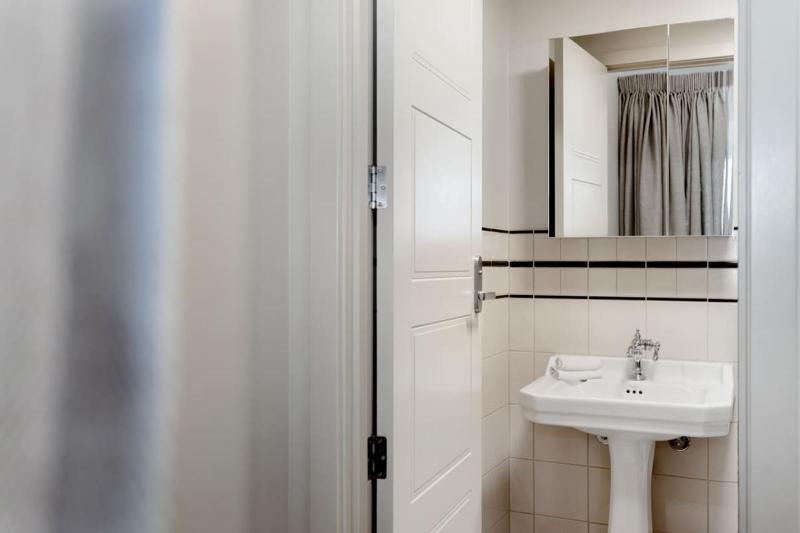 Cityview Studio - Heart of Te Aro - Sleeps 2 - image 3