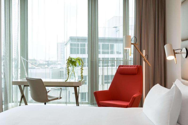 Premium Double or Twin Room image 4