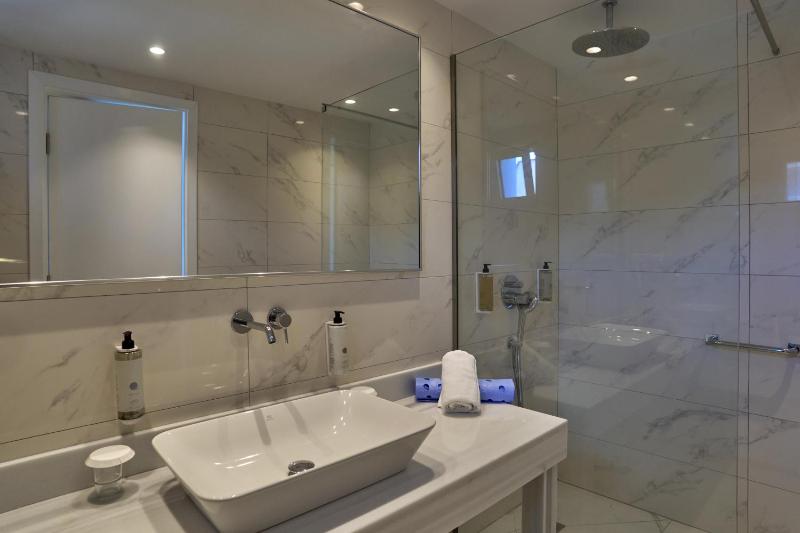Double Sea View with Private Pool image 2