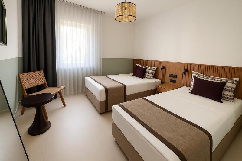 Triple Room image 1