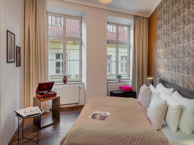 One Bedroom Apartment Smetana  image 3