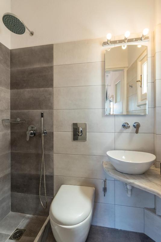 Orpheas Rooms - image 6