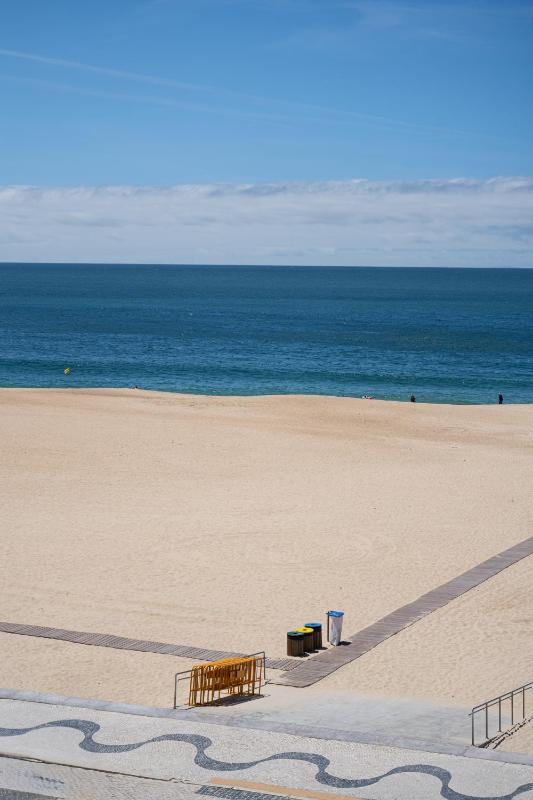 Superior Double Room with Balcony and Sea View image 2