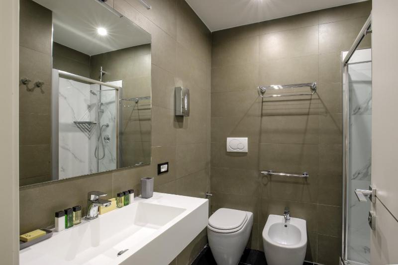 Standard Double Room image 1