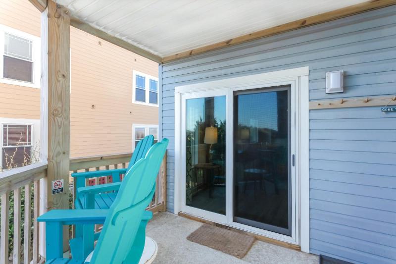 SO5A - Oceanside Bungalow - image 29