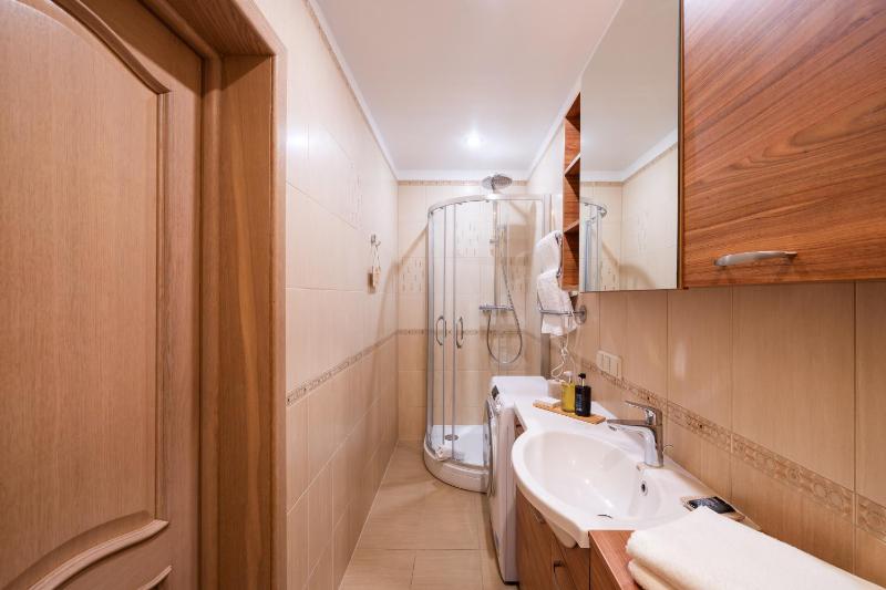 Superior Two-Bedroom Apartment image 4