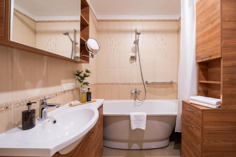 Superior Two-Bedroom Apartment image 3