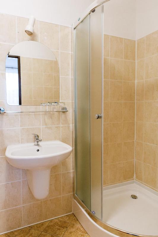 Double or Twin Room image 2