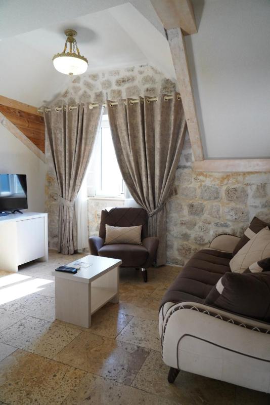 Premium Apartment with Sea View image 3