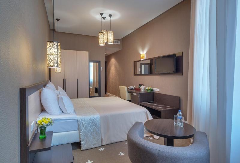Budget Double or Twin Room image 3
