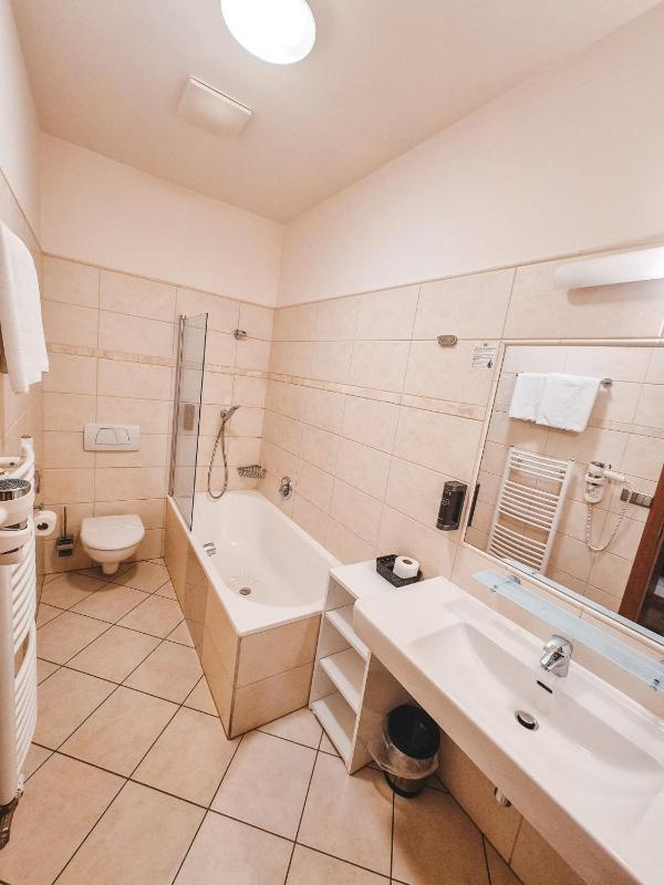 Apartment image 2