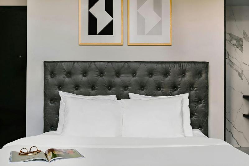 Spacious Double Room image 2