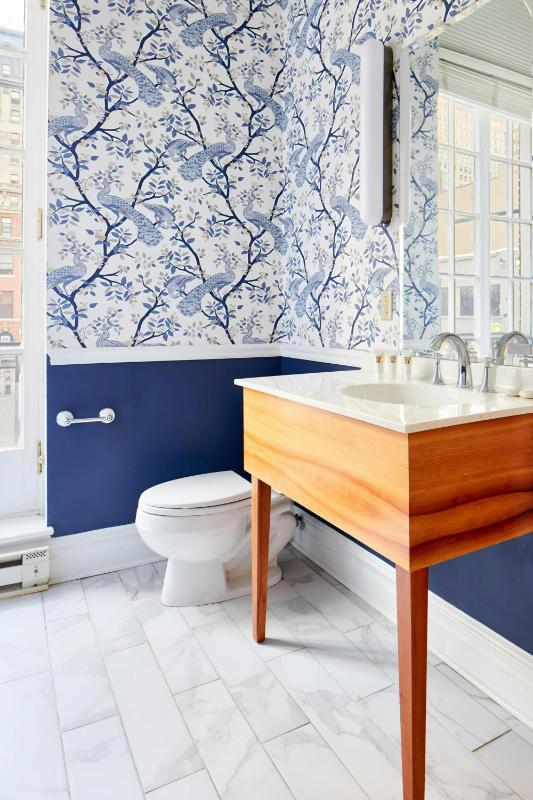 Queen Room image 3