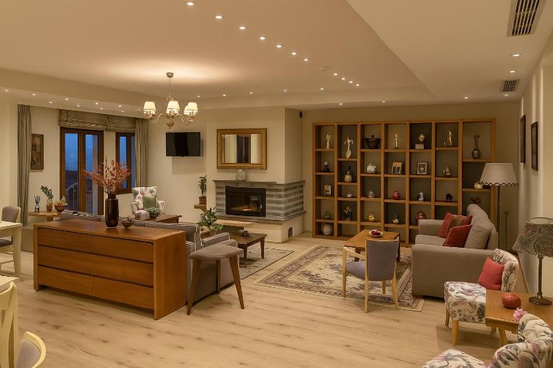 Suite with Lake View image 4