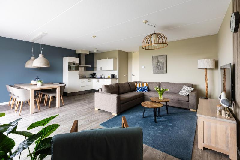 Apartment image 3