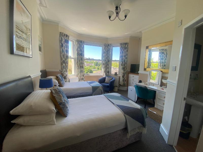 Buckingham Lodge Guest House - image 6