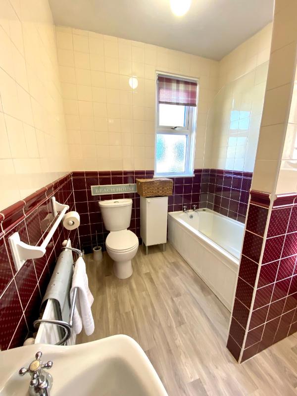 Buckingham Lodge Guest House - image 17