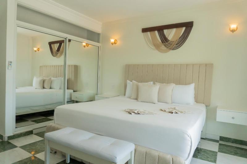 Hotel Checkin El Cortecito - image 14