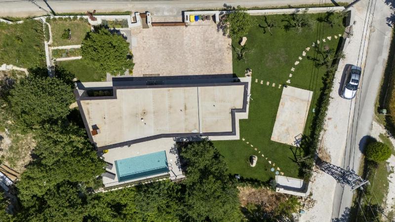 Villa Veros for 5 people near Labin - Rabac with private pool & kids playground - image 11