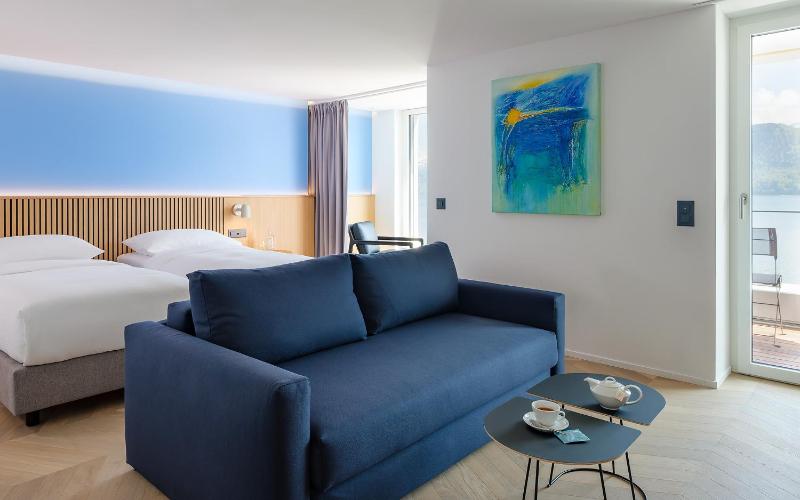 Junior Suite with Lake View image 4