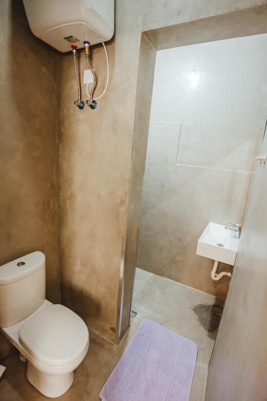 Studio Apartment image 2