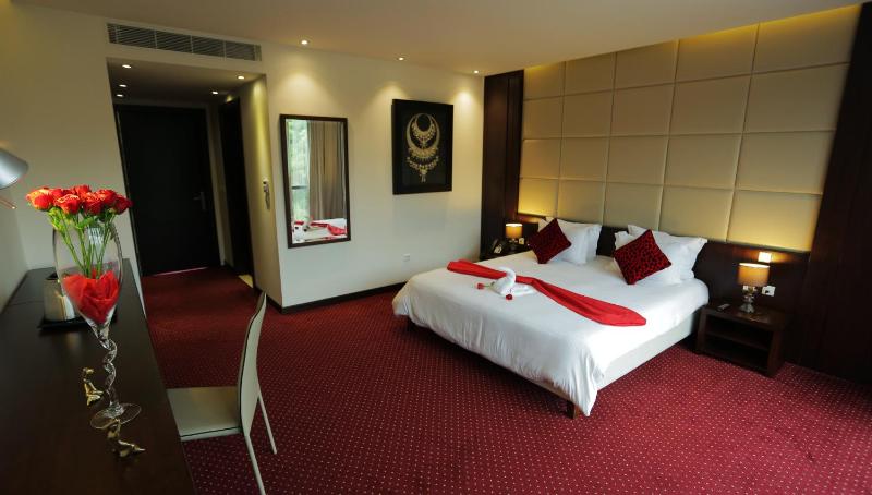 GHS Hotel - image 5