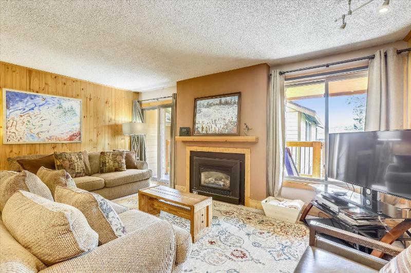 Two-Bedroom Apartment image 1
