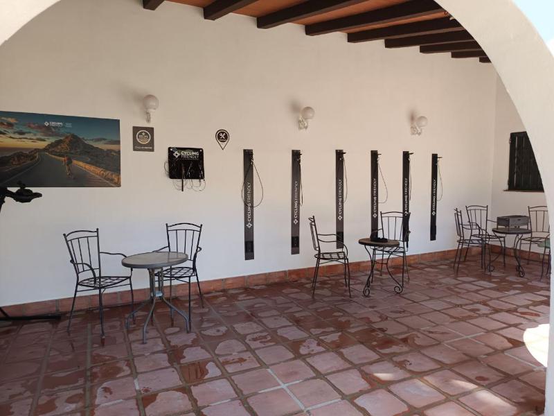 Holidays2Fuengirola Villa 6 bedroom 200 mts Beach - image 13