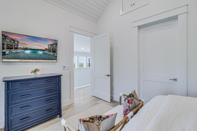 The Coastal Cottage 210ESC-B - image 8
