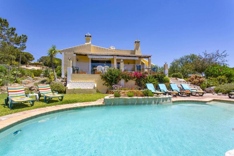Villa Horta by Villa Plus - image 6