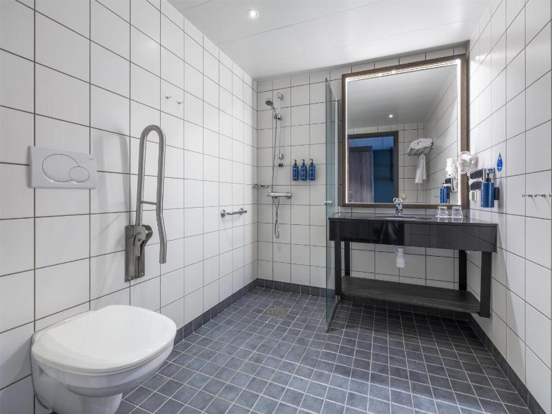 Standard Room with Valley View image 2