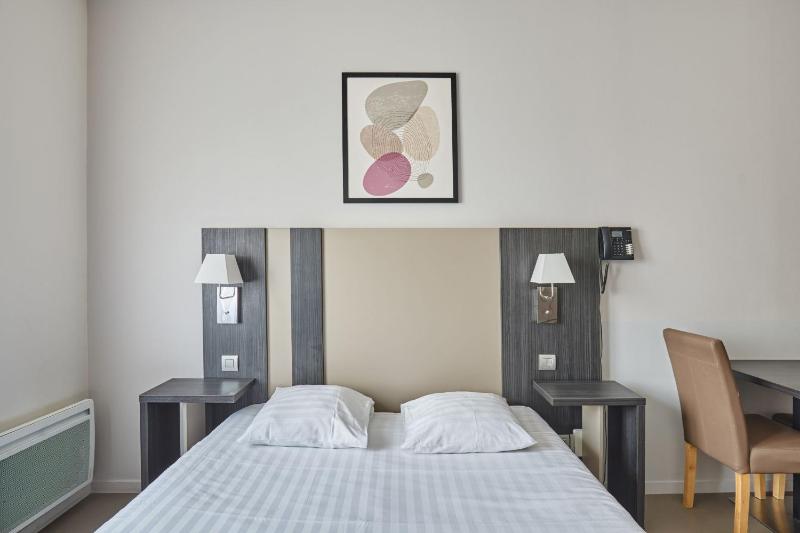 Standard Studio (2 Adults) image 3