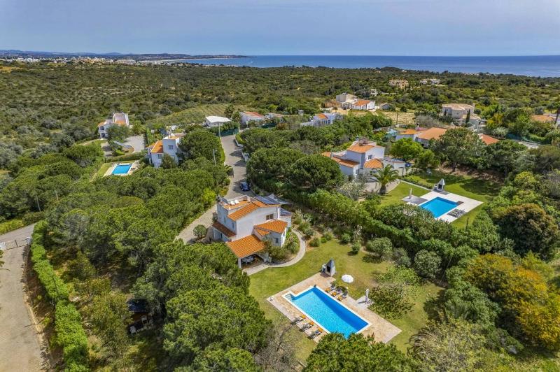 Villa Amoreira by Villa Plus - image 5