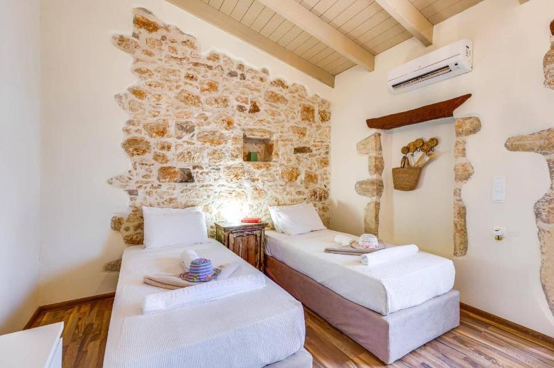 Villa Thimari by Villa Plus - image 8