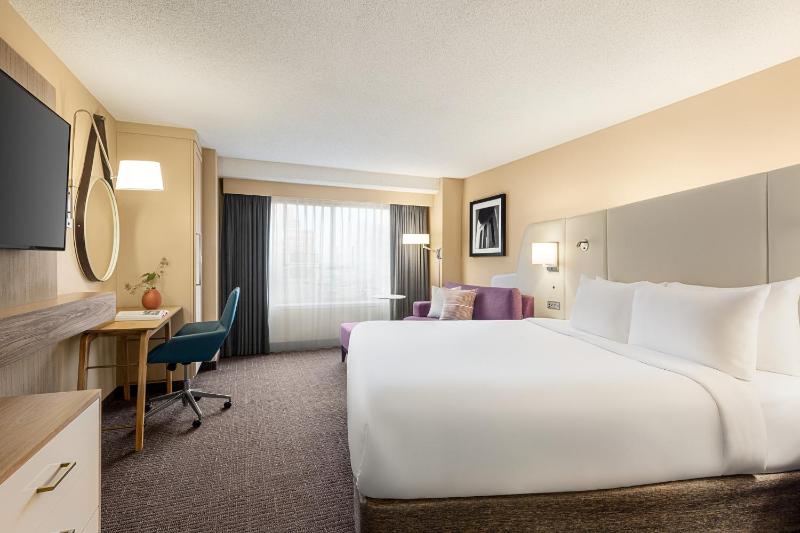 King Room - Disability Access image 3