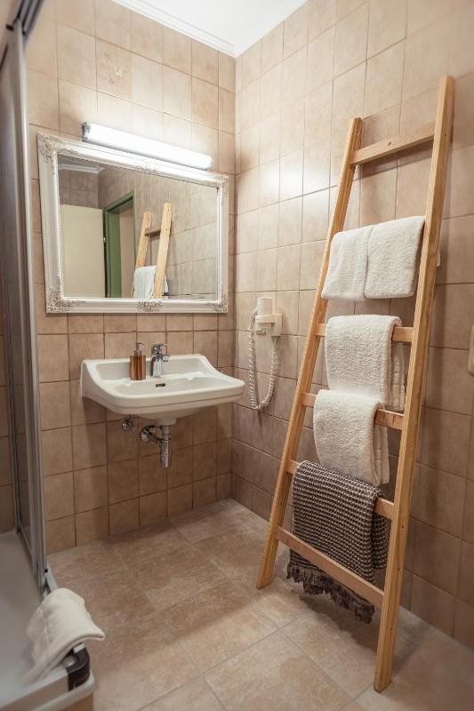 Budget Double Room image 1