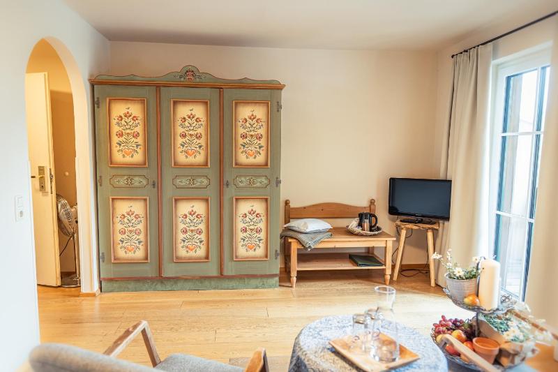 Double or Twin Room image 3