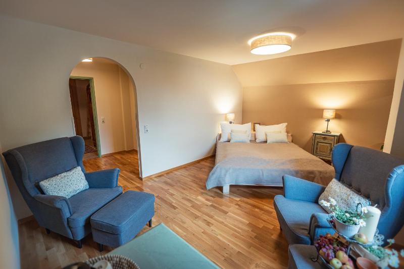 Budget Double Room image 3