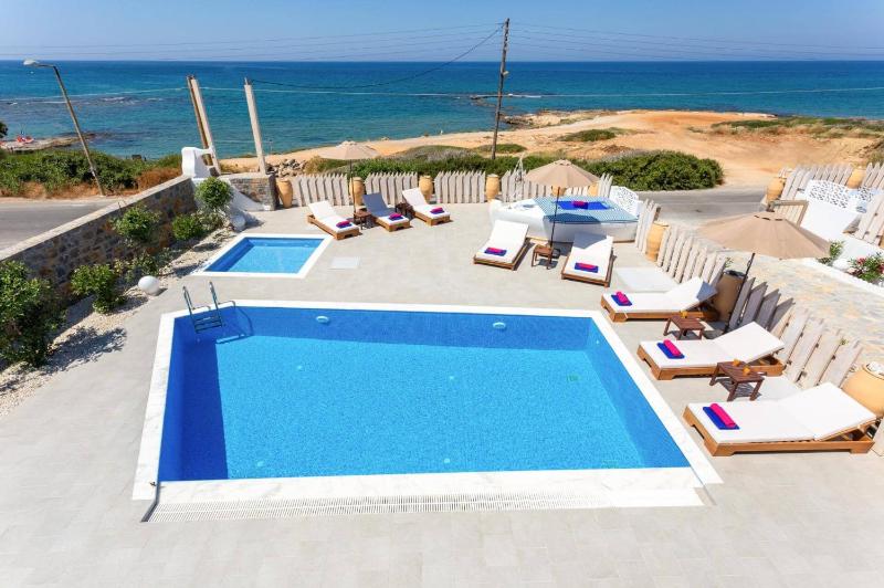 Villa Chrysa by Villa Plus - image 7